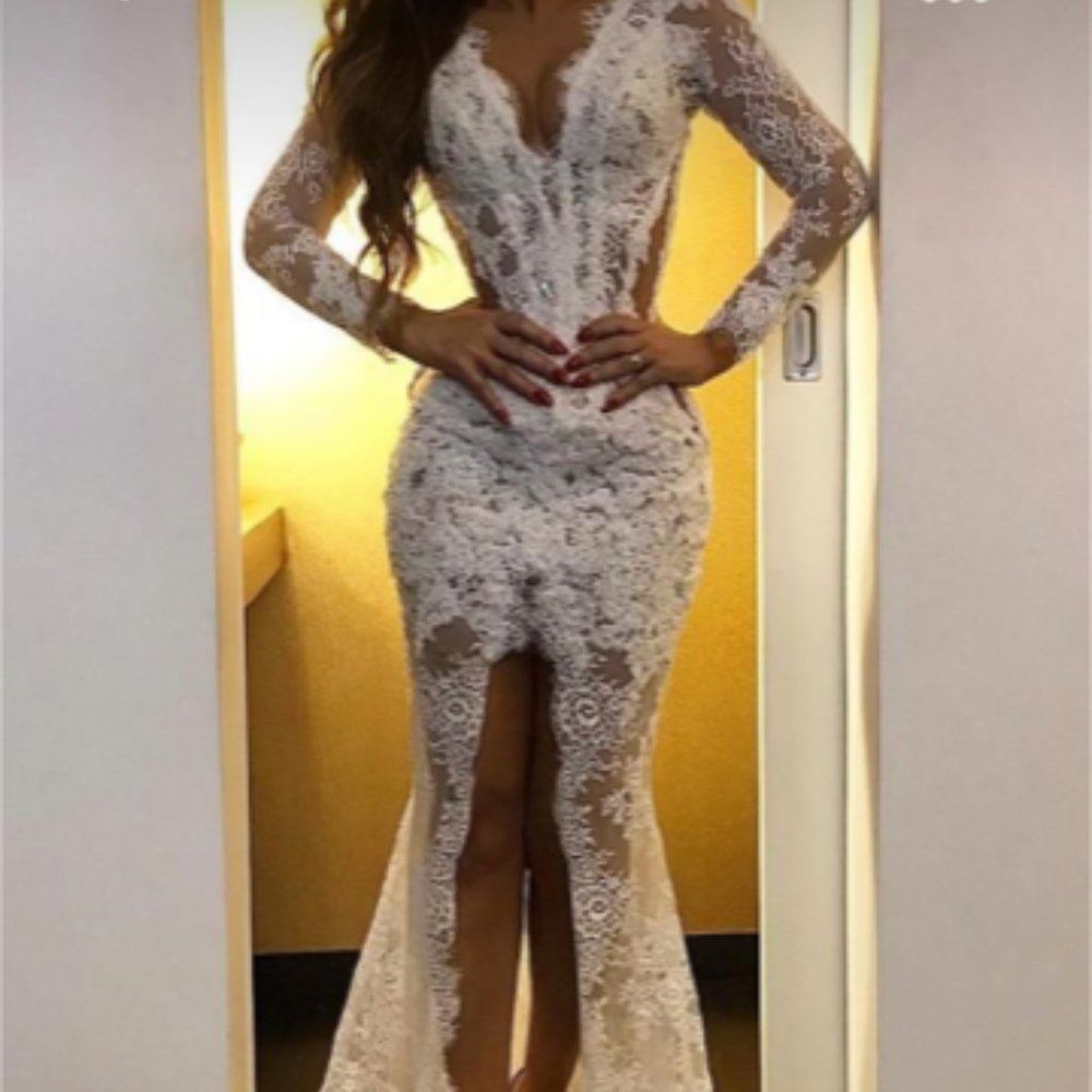 Sexy White Long Sleeve Lace Wedding Dress with Train